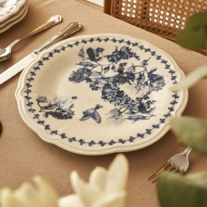Vanessa 24-piece Dinnerware Set - Image 4