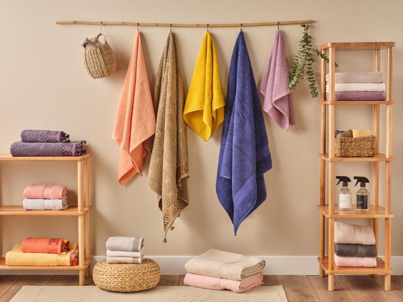 Helena Bath Towel - Image 4