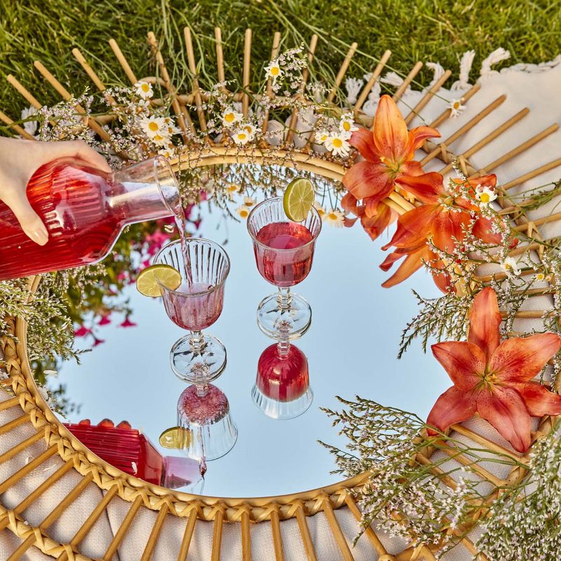 Line Wine Glass - Image 5