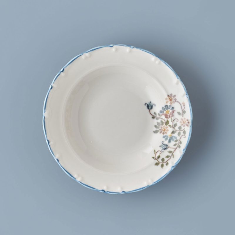 Vintage 24 Piece Dinnerware Set Blue - Image 10