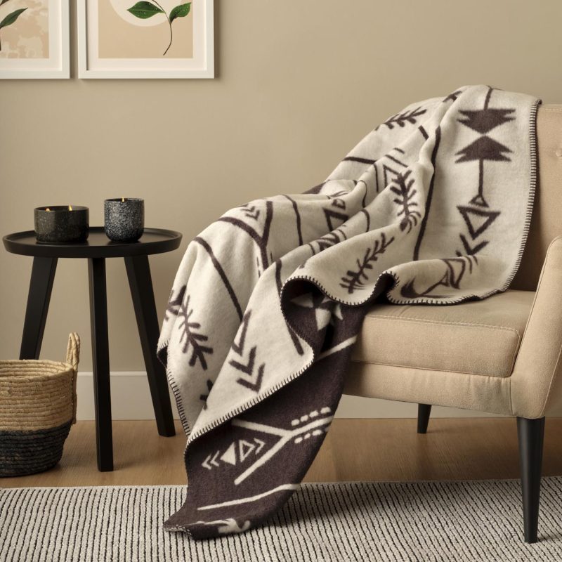 Monolo TV Blanket Anthracite (130x170 cm) - Image 3