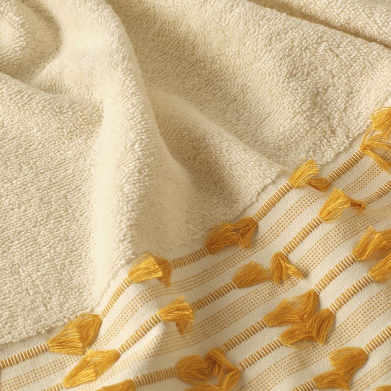 Tassel Bath Towel - Image 2