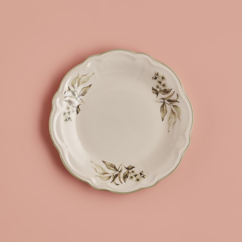 Julia 24-piece Dinnerware Set - Image 6