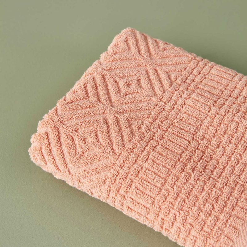 Helena Bath Towel - Image 6