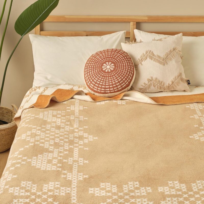Lilith Blanket Double Size Light Brown (180x220 cm) - Image 5