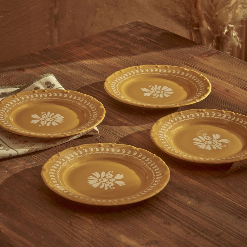 Indian 56 Piece Table Set - Image 7