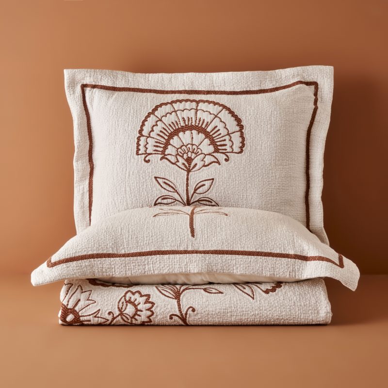 Indian Bloss Bedspread Set Cream (240x260) - Image 5