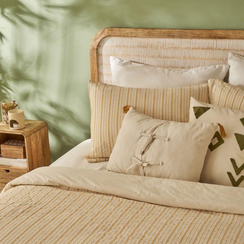 Sevilla Double Duvet Cover Set - Image 2