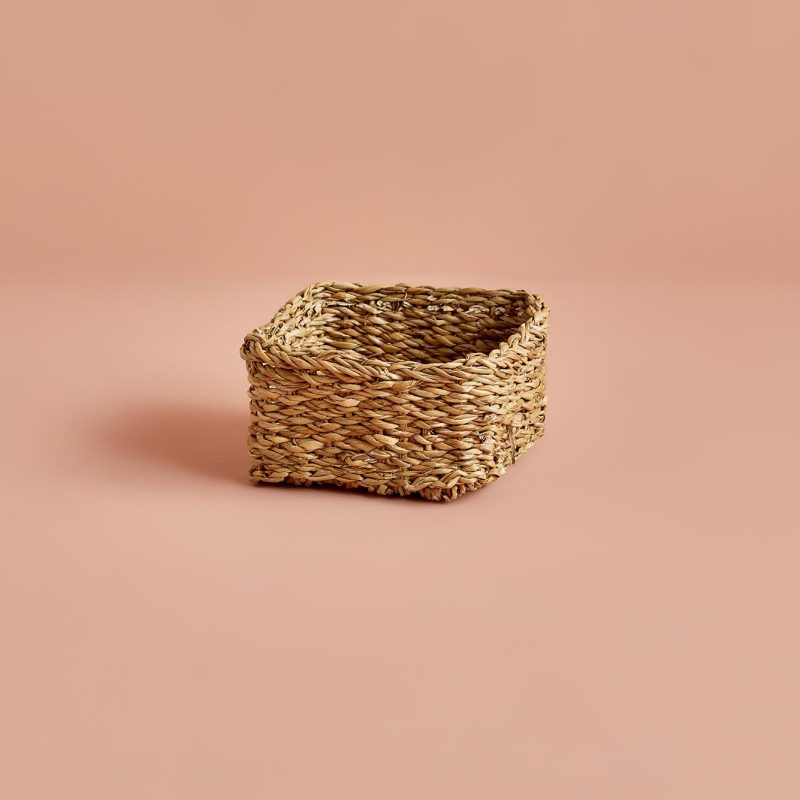 Kiara Wicker Square Basket (18x18x8 cm)