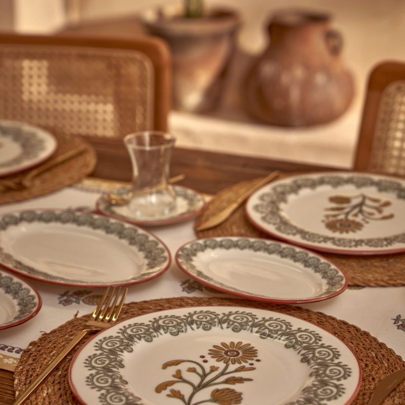 Indian 26-piece Breakfastware Set - Image 2