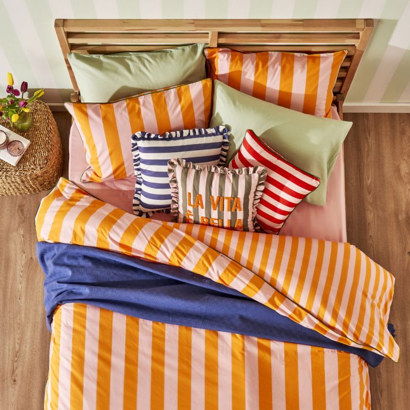 Line Single Duvet Cover Set - Image 2