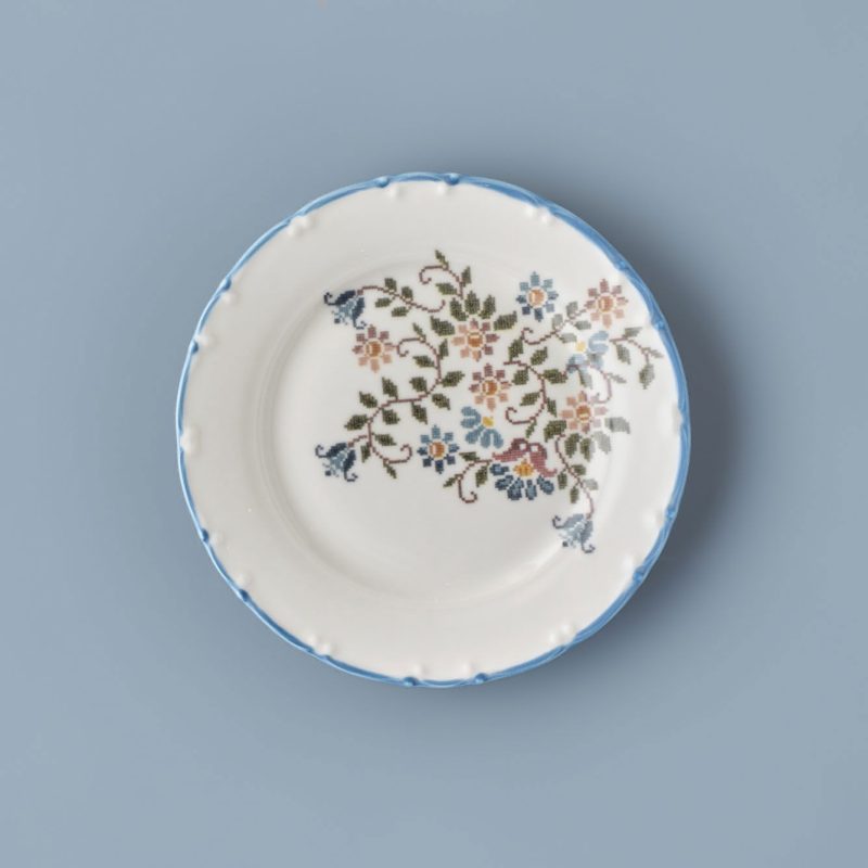 Vintage 24 Piece Dinnerware Set Blue - Image 8