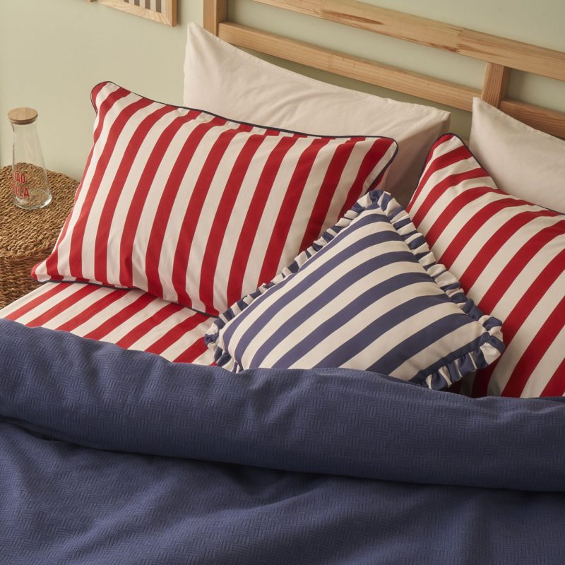Line Double Duvet Set - Image 2