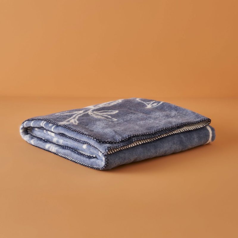 Bleu Blanc Cotton TV Blanket 130x170 cm - Image 3