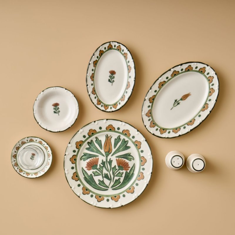 Tulip 50 Piece Table Set - Image 9