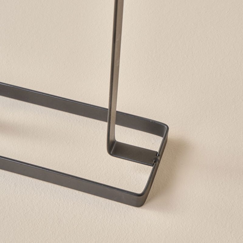 Miron Cutting Board with Stand - Image 5