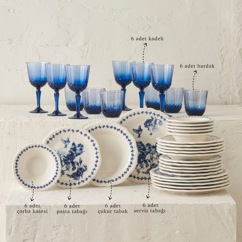 Vanessa Table Set