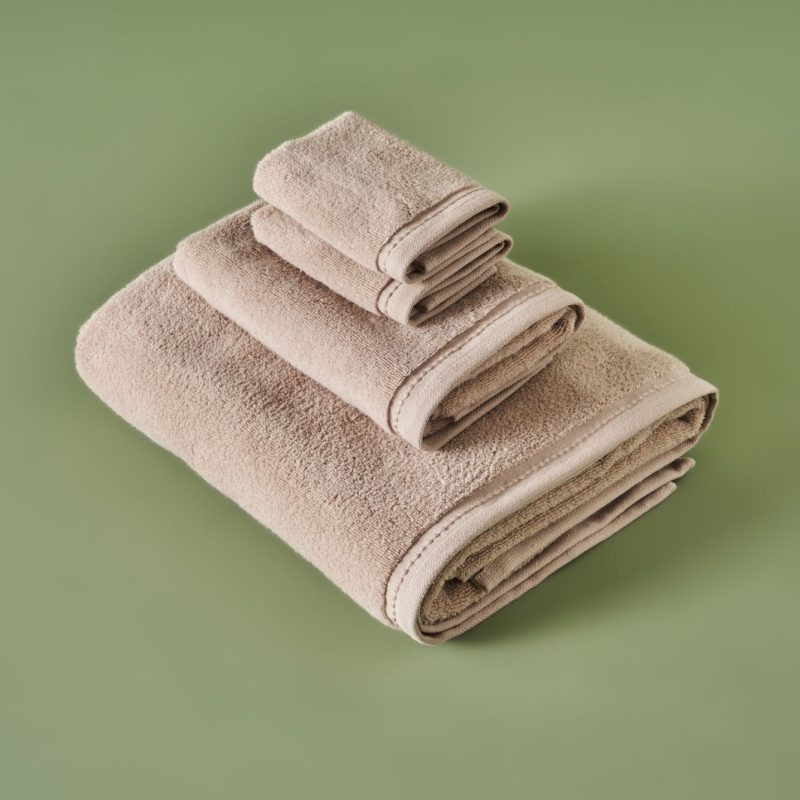 Ruby Face Towel - Image 3