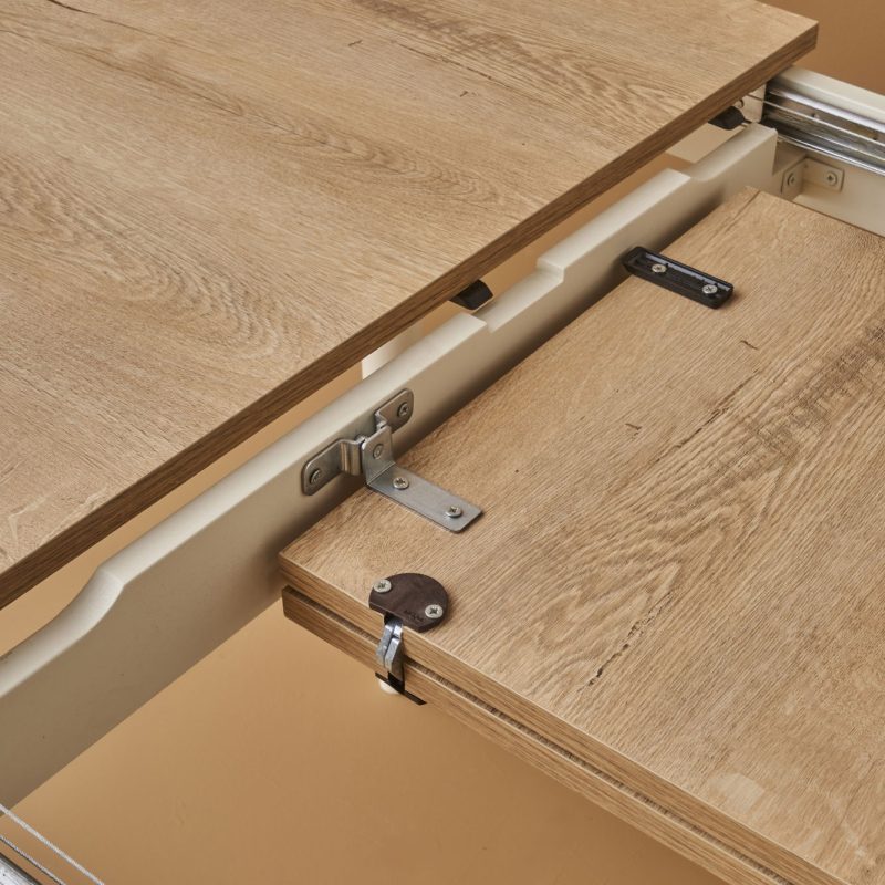 Oak Table - Image 5