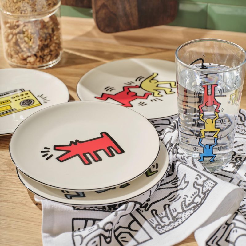 Keith Haring Double Cake Plate Set of 4 - Image 2