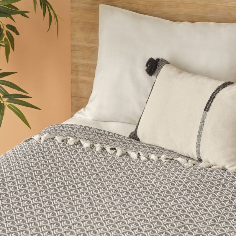 Silvana Double Bedspread - Image 2