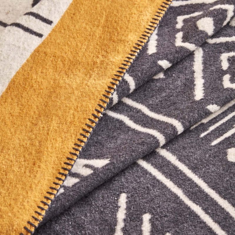 Anchal Blanket - Image 5