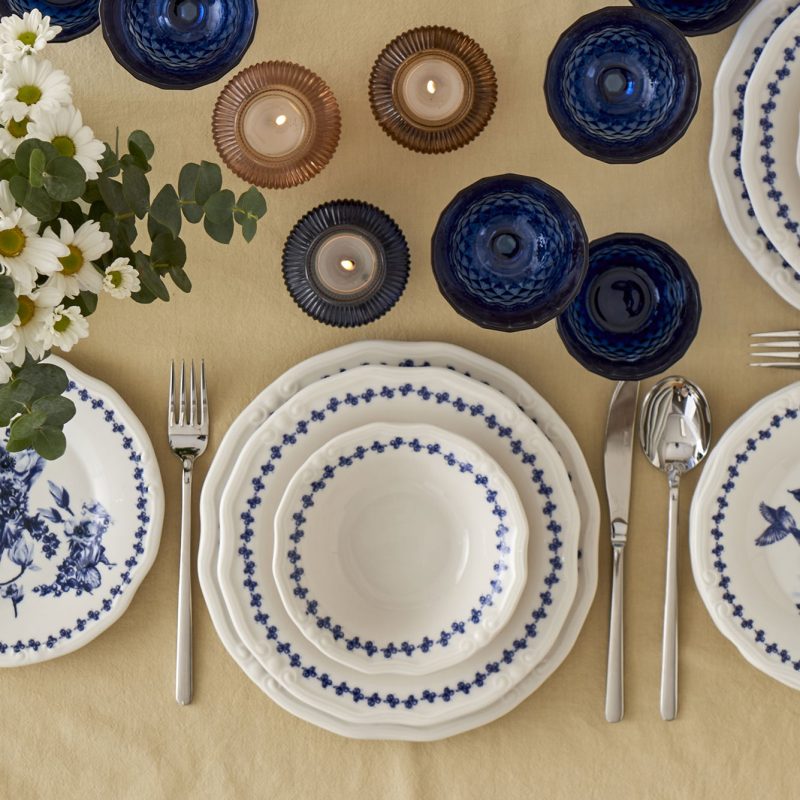 Vanessa Table Set - Image 3