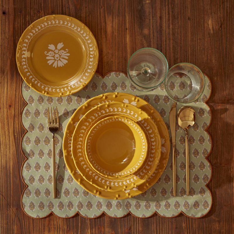 Indian Scallop Rimmed Placemat - Image 2