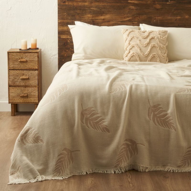 Amaya Bedspread - Image 2