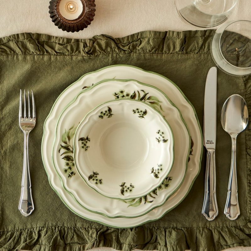 Julia 24-piece Dinnerware Set - Image 3