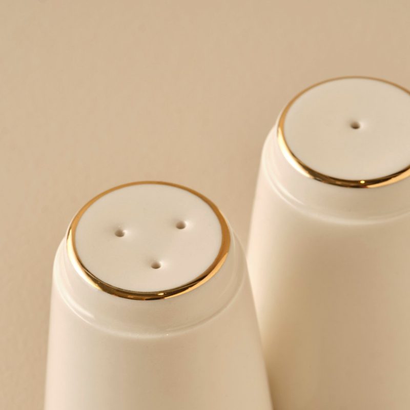 Opal Porcelain Salt-Pepper Shakers Gold (7x5 cm) - Image 2