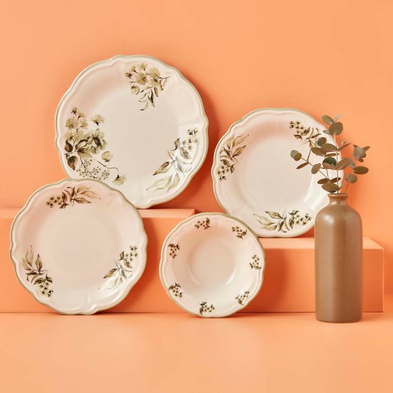 Julia 48 Piece Table Sofra