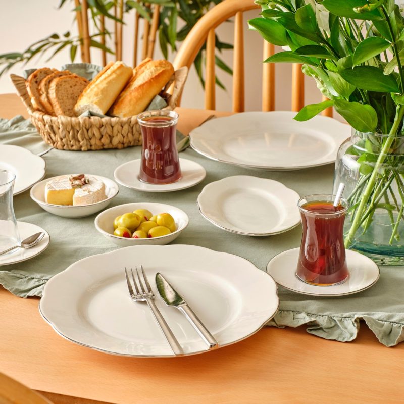 Clover 26 Piece Breakfast Set - Image 2