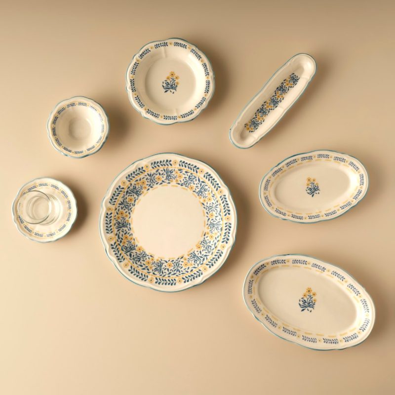 Mabeliana 50 Piece Table Set - Image 3