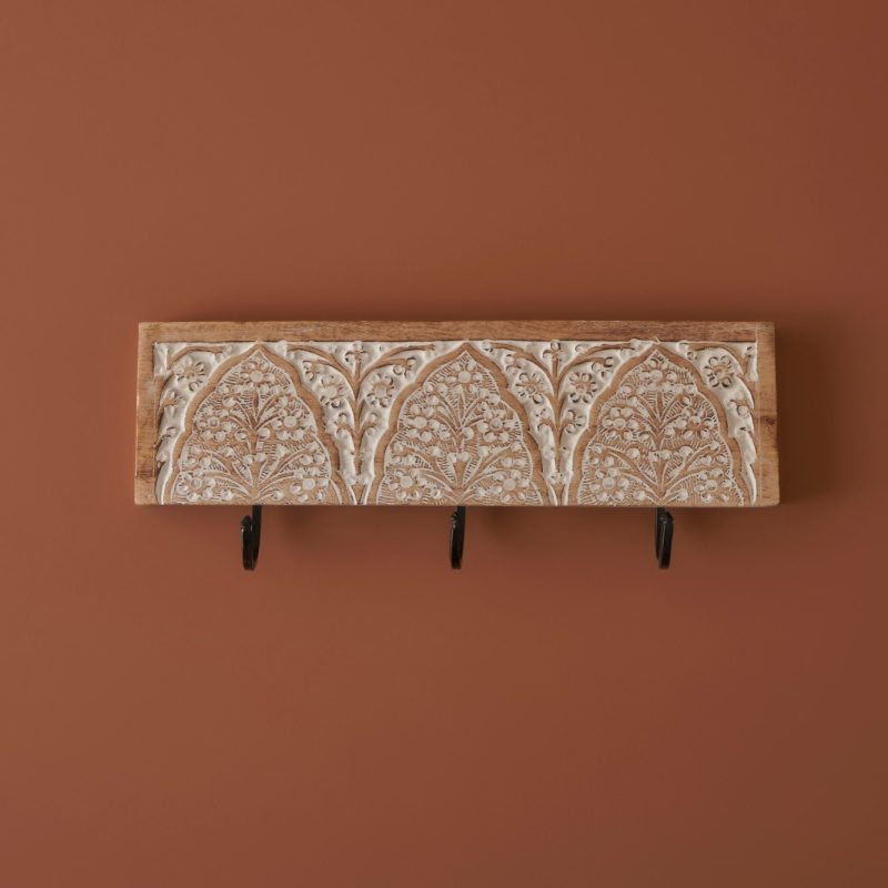 Nala Decorative Hanger