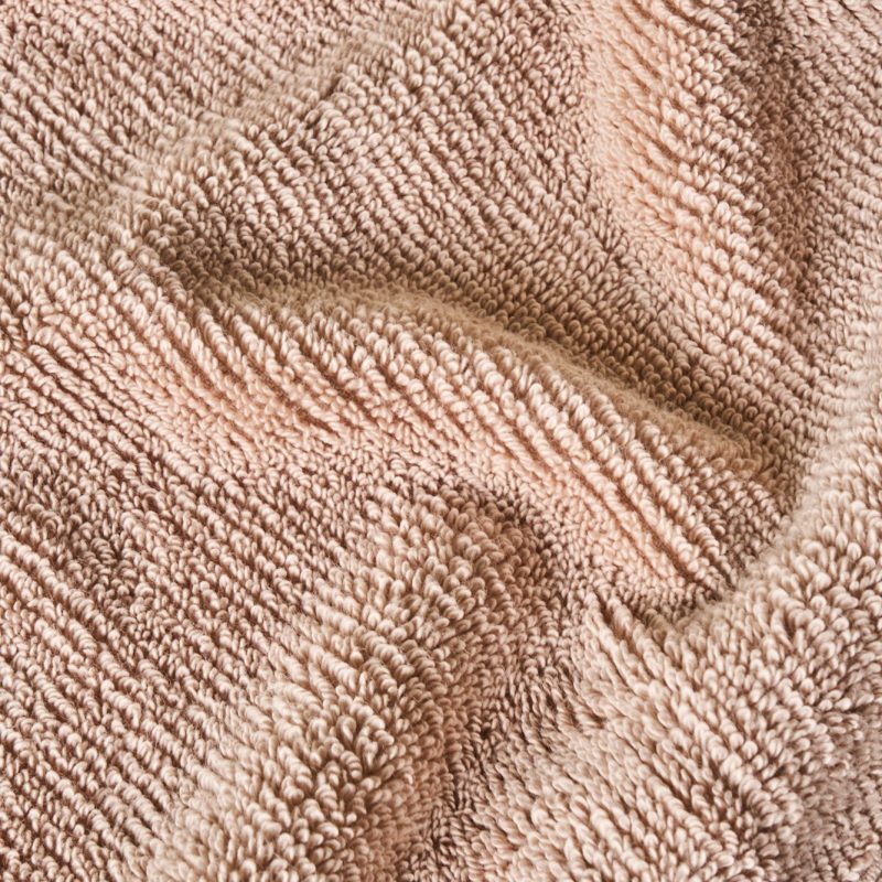 Juna Bath Towel - Image 2