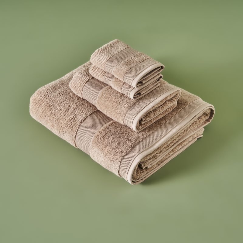 Juna Bath Towel - Image 3
