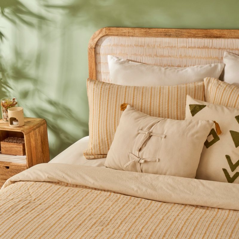 Sevilla Double Duvet Cover Set - Image 2