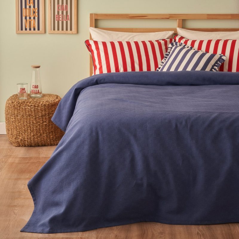 Line Double Duvet Set