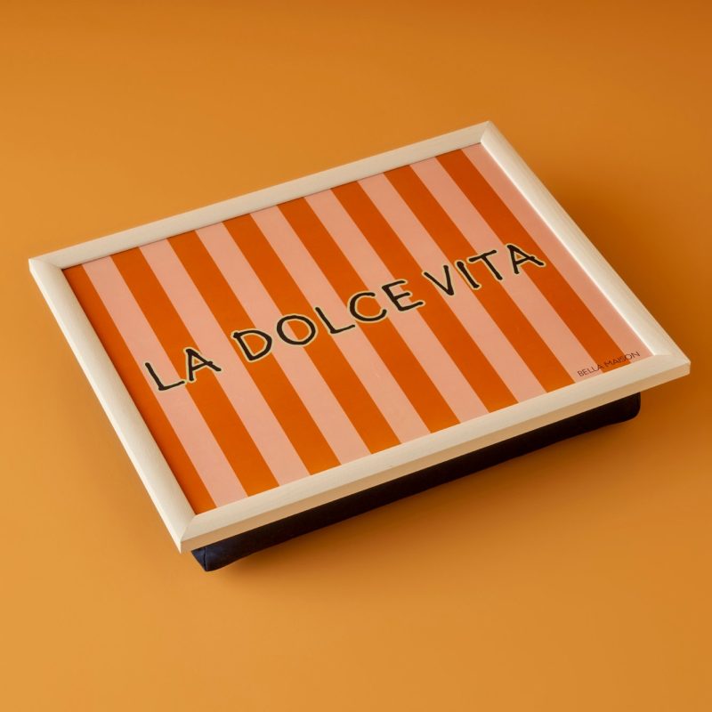 Line  Tray with Cushion
